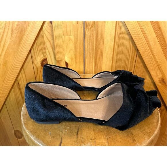 Torrid Black Pointed Toe flats Size 9WW - Picture 1 of 8